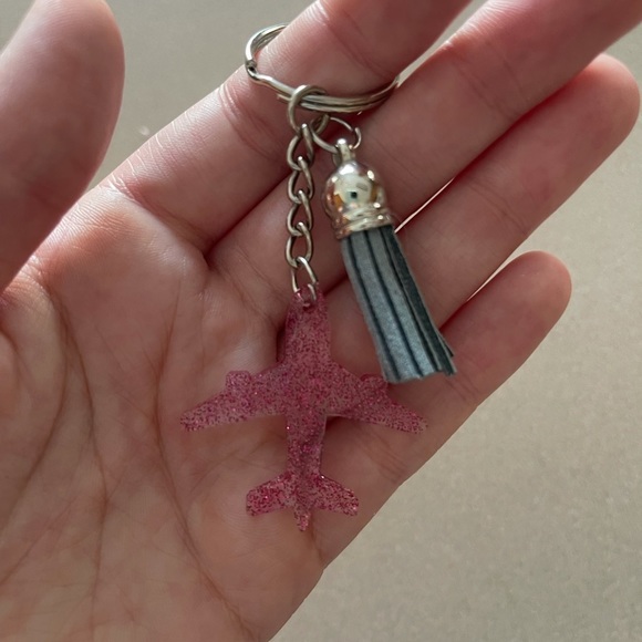 Handmade Airplane Keychain - Picture 2 of 8